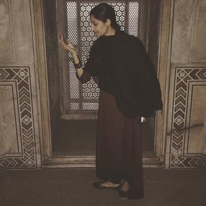 Meet your Posher, Farah